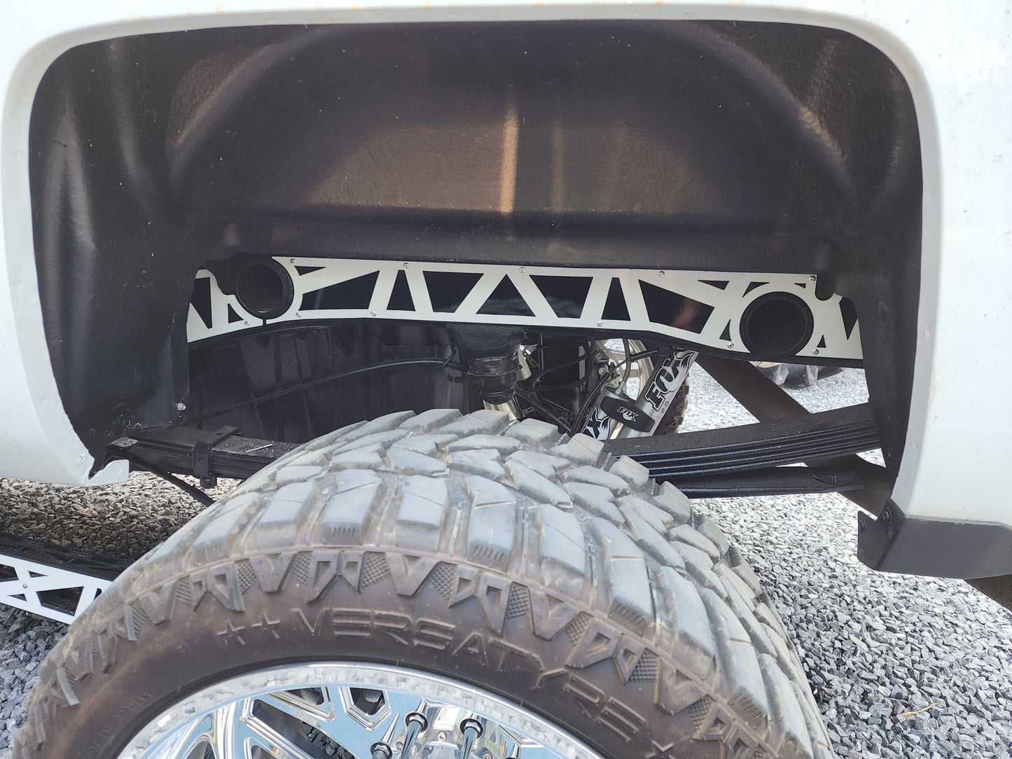 2015-2019 GM 2500 Rear Frame Overlays