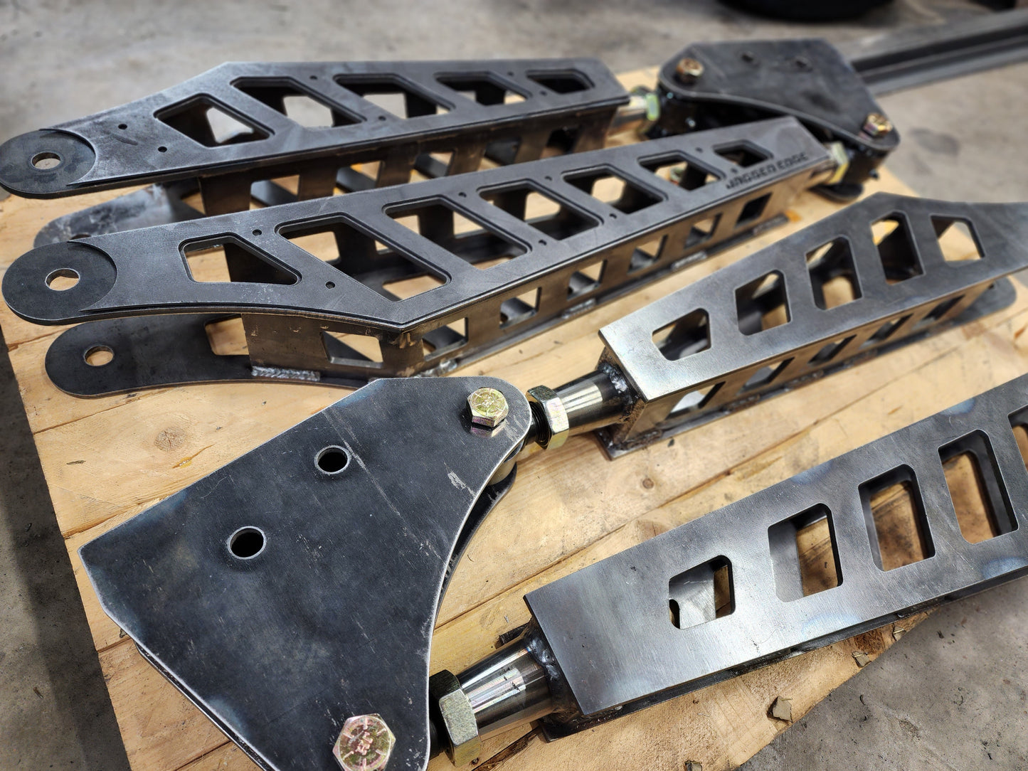 2005+ Superduty Short Arm 4-Link Kit