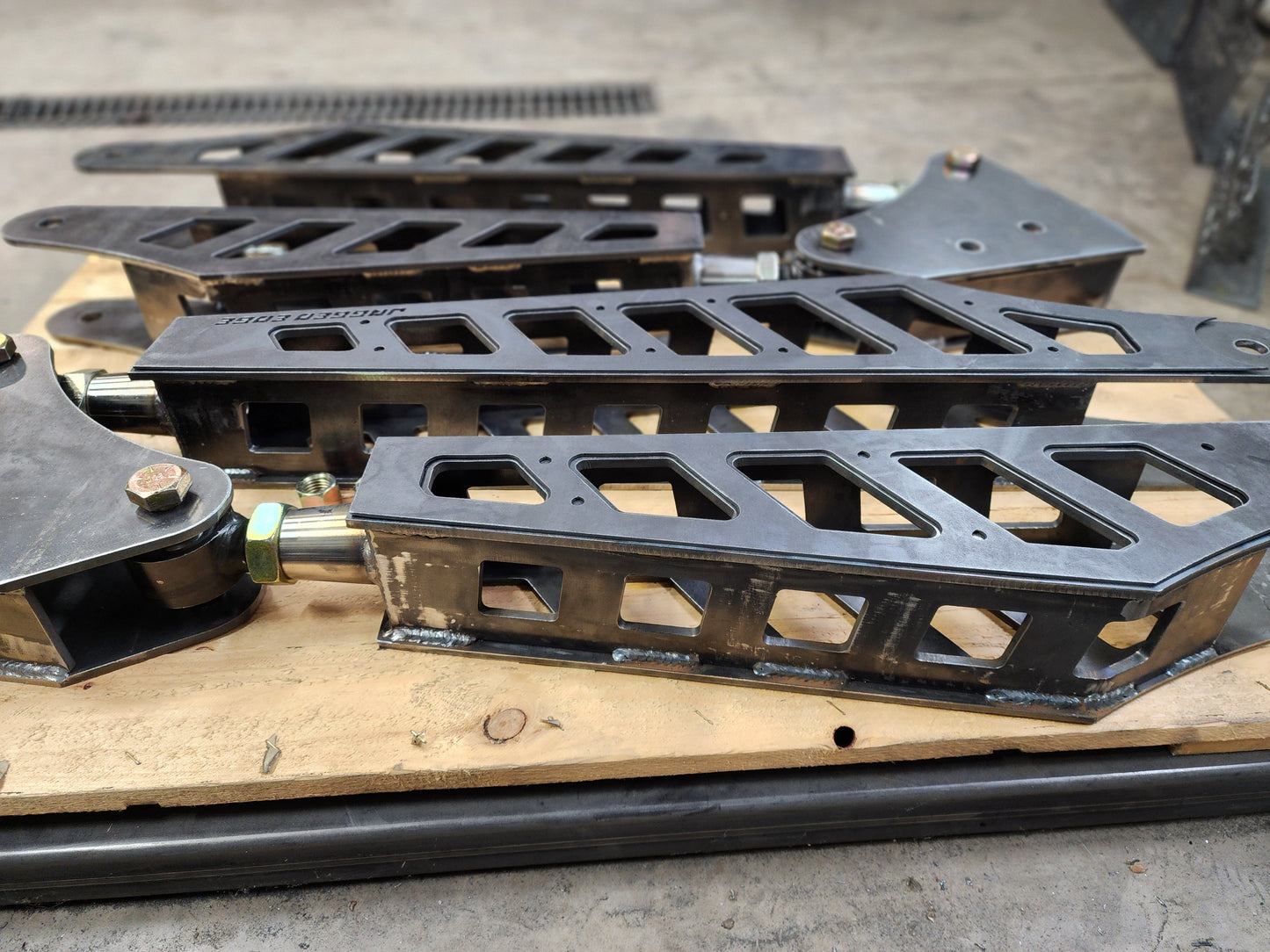 2005+ Superduty Short Arm 4-Link Kit