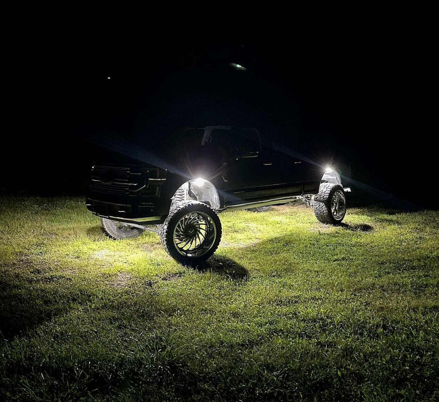 104 LED White 9100 Lumen Rock Lights