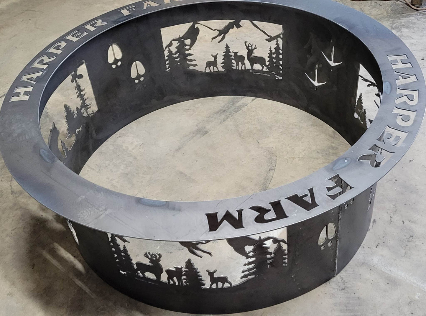 36" Round Firering with 4" Wide Flat Trim Ring