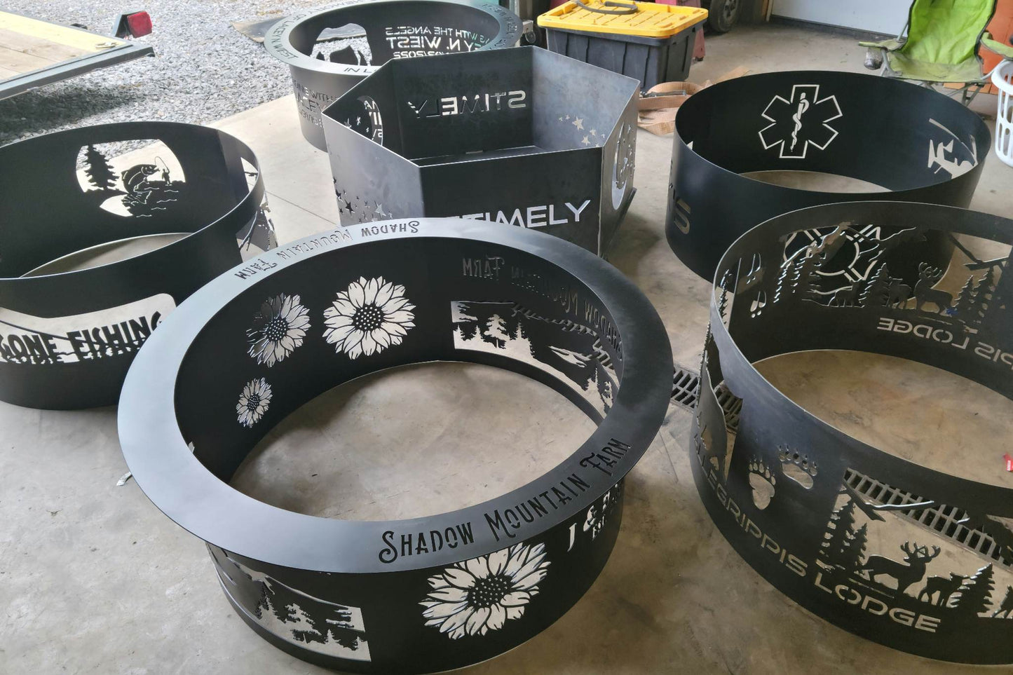 36" Round Firering with 4" Wide Flat Trim Ring